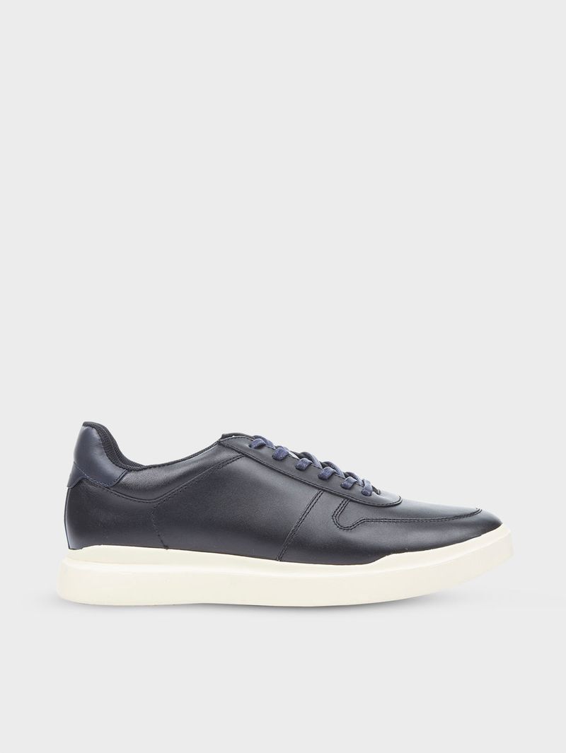 Tenis en Cuero Clásicos con Suela de Caja 31137