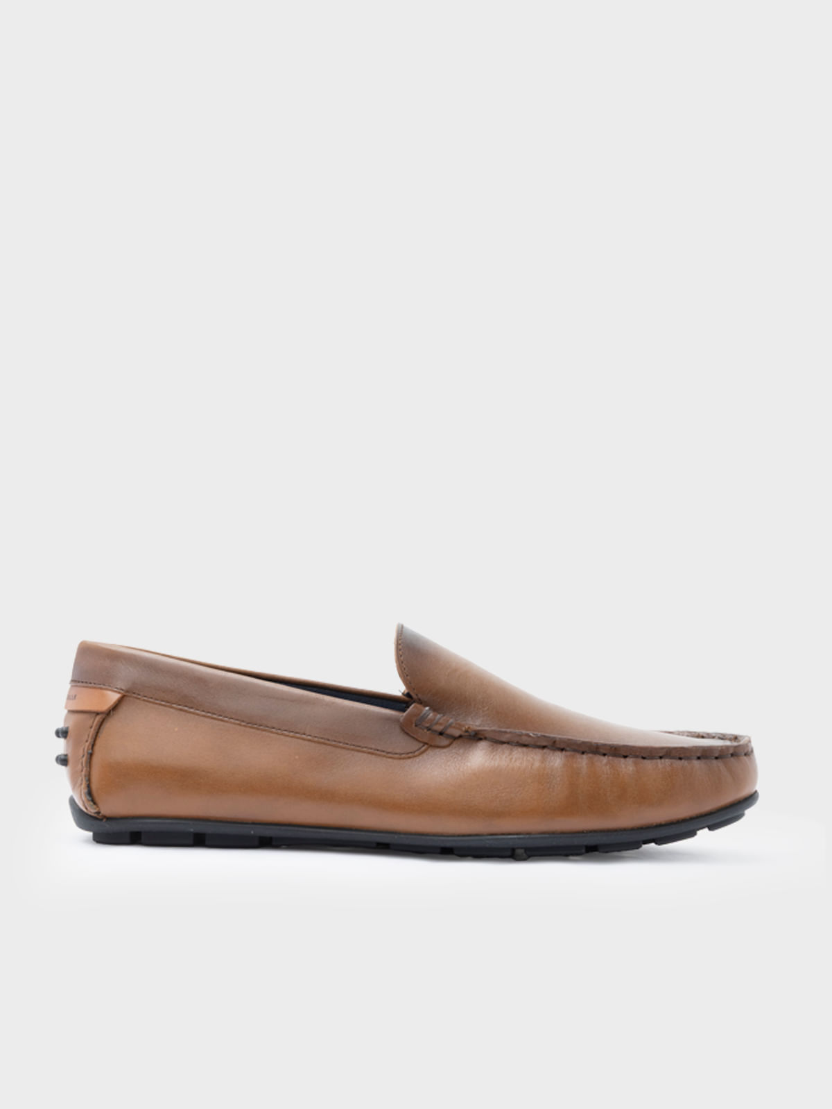 Mocasín Driver con Detalle Sutil de Marcación en La Parte Posterior 42501